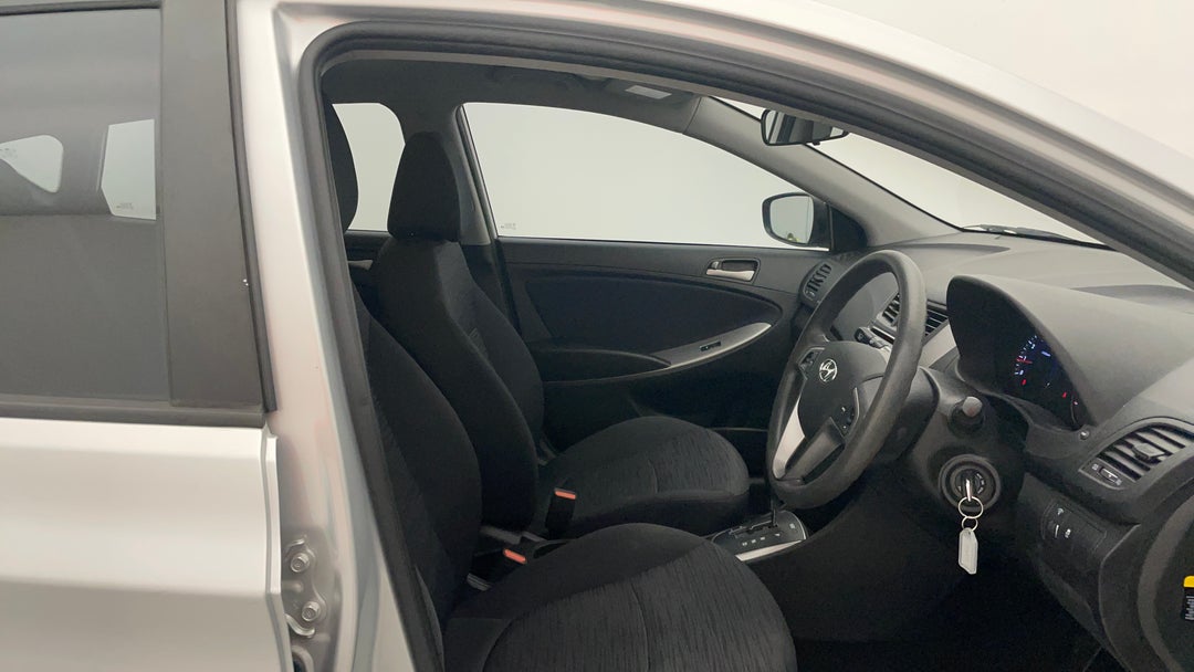 2015 Hyundai Accent Active, Automatic, 64877 km, Right Side Front Door Cabin View