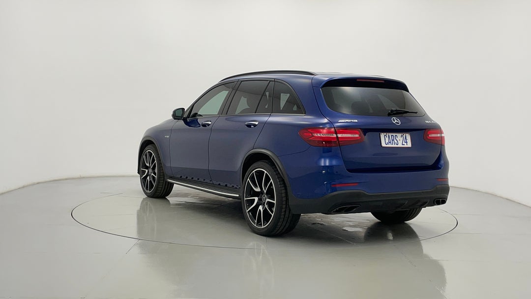 Left Back Diagonal (45- Degree) View