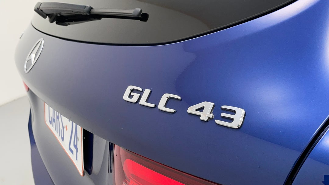 Badge (Boot Right Side)