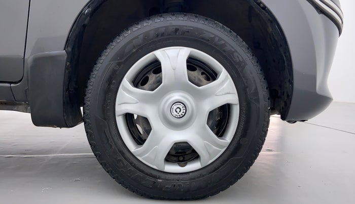 2015 Maruti Alto 800 LXI, Petrol, Manual, 32,560 km, Right Front Tyre