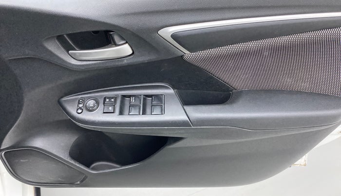 2017 Honda WR-V 1.2 i-VTEC VX MT, Petrol, Manual, 63,262 km, Driver Side Door Panels Control