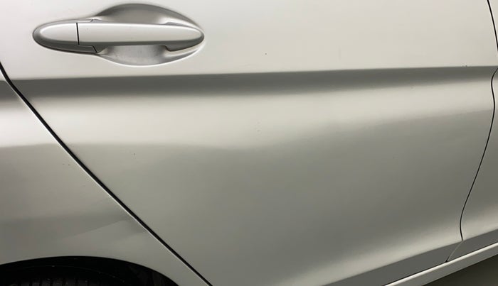 2015 Honda City 1.5L I-VTEC SV, Petrol, Manual, 75,339 km, Right rear door - Minor scratches