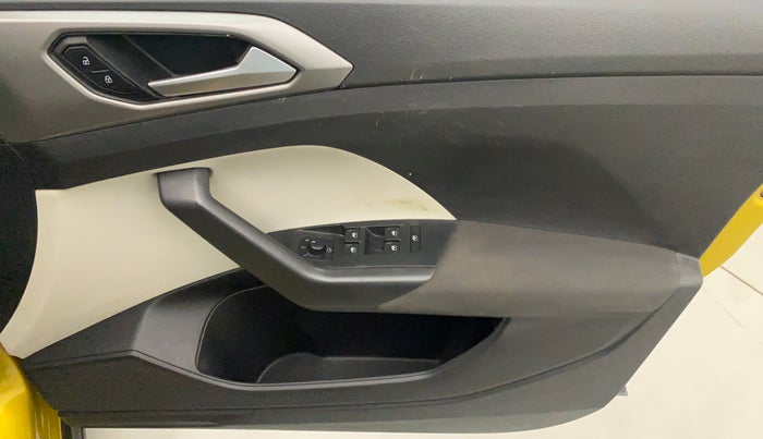 2021 Volkswagen TAIGUN HIGHLINE 1.0 TSI AT, Petrol, Automatic, 39,263 km, Driver Side Door Panels Control