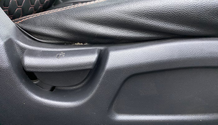 2015 Hyundai i20 Active 1.2, Petrol, Manual, 42,207 km, Driver Side Adjustment Panel