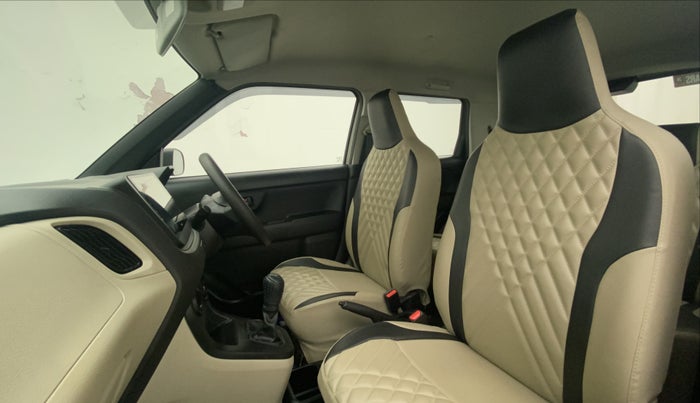 2021 Maruti New Wagon-R LXI 1.0, Petrol, Manual, 9,219 km, Right Side Front Door Cabin