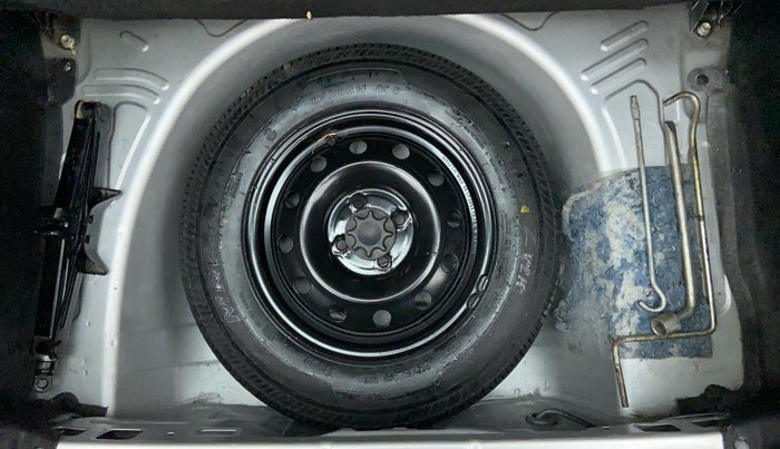 2011 Toyota Etios Liva G, Petrol, Manual, 67,800 km, Spare Tyre