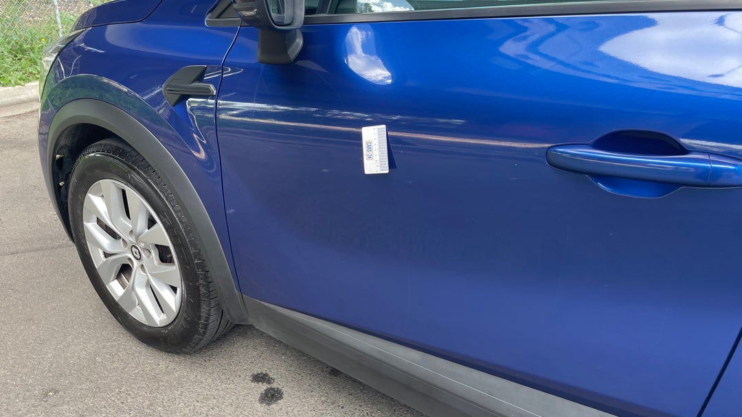 2021 Renault Captur Life, Automatic, 55686 km, Doors Front LHS Scratch