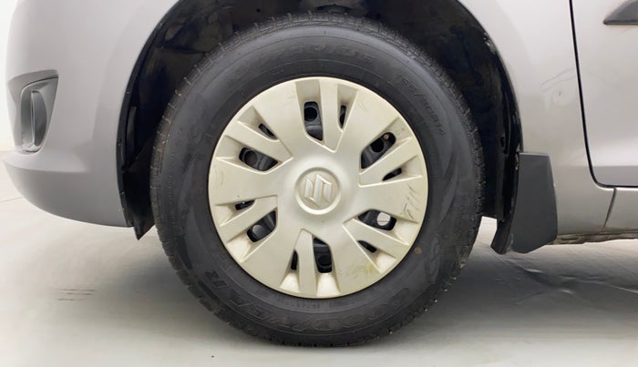 2012 Maruti Swift VXI, Petrol, Manual, 44,030 km, Left Front Wheel