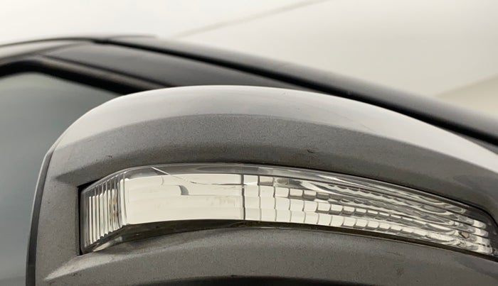 2012 Maruti Swift VXI, Petrol, Manual, 44,030 km, Right rear-view mirror - Indicator light has minor damage