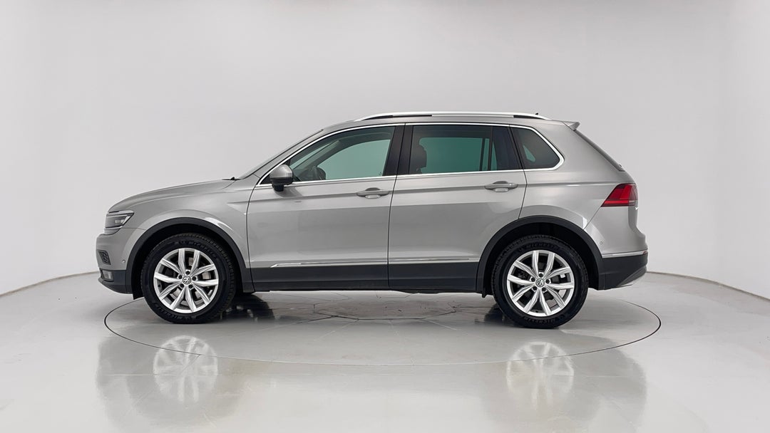 2017 Volkswagen Tiguan 162 Tsi Highline, Automatic, 120841 km, Left Side View