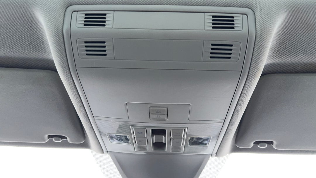 2017 Volkswagen Tiguan 162 Tsi Highline, Automatic, 120841 km, On-Roof Controls/Sunglass holder