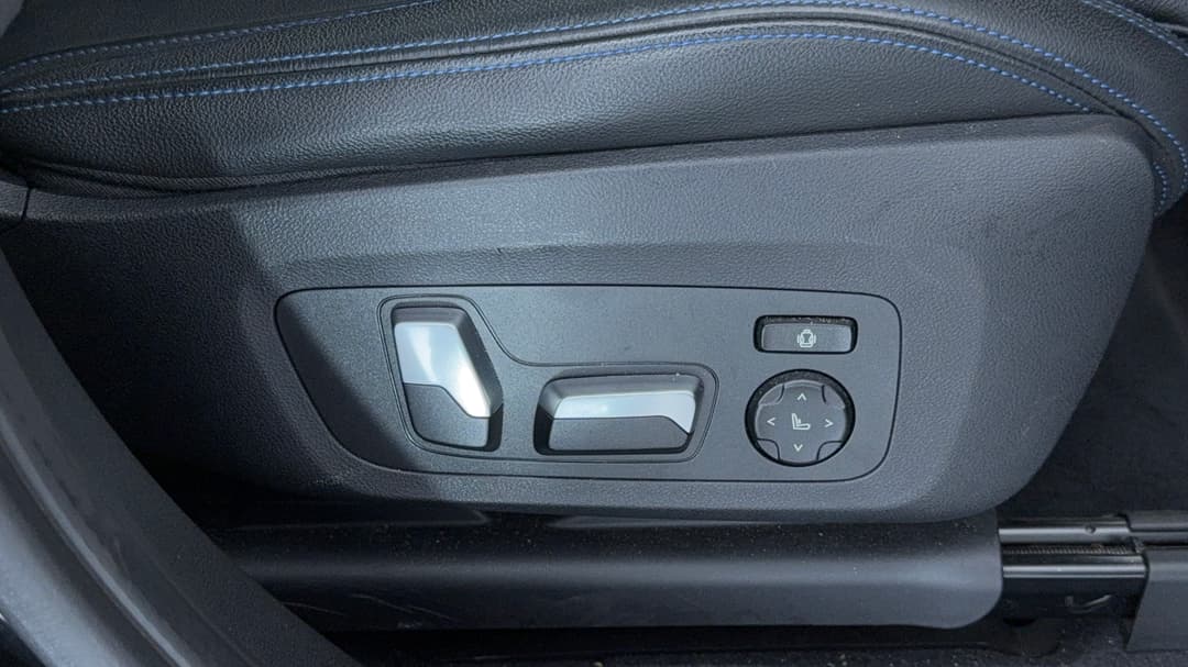 2020 BMW X3 xDrive30i M Sport, Automatic, 59571 km, Drivers Side Adjustment Panel