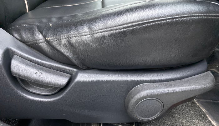 2014 Hyundai Xcent S 1.2 OPT, Petrol, Manual, 50,898 km, Driver Side Adjustment Panel