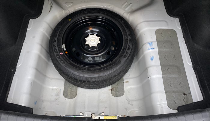 2014 Hyundai Xcent S 1.2 OPT, Petrol, Manual, 50,898 km, Spare Tyre