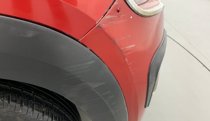 2016 Renault Kwid 1.0 RXT, Petrol, Manual, 39,681 km, Front bumper - Minor scratches