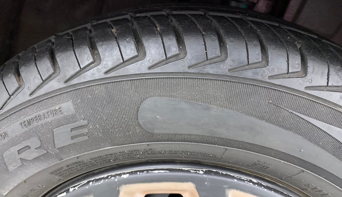 2018 Datsun Redi Go S, Petrol, Manual, 16,397 km, Right Front Tyre Tread