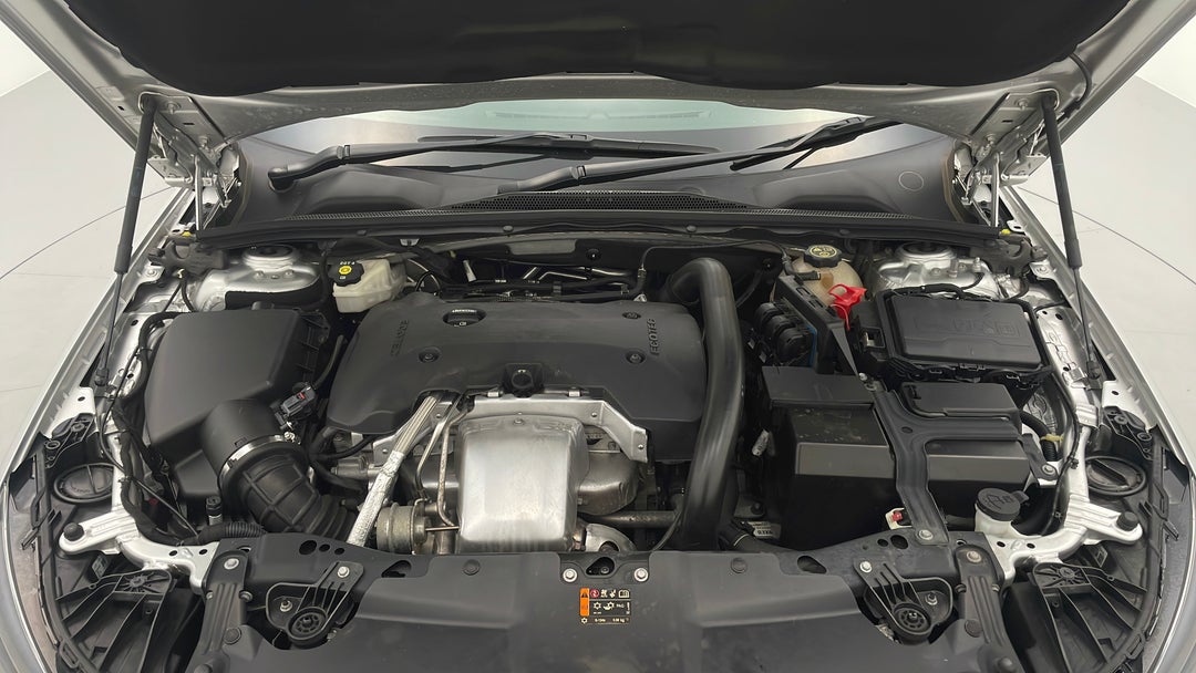 2018 Holden Commodore Lt, Automatic, 39135 km, Open Bonnet (Engine)