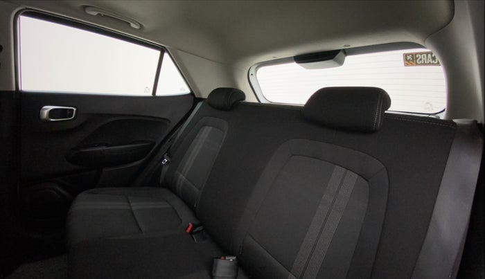 2019 Hyundai VENUE SX PLUS 1.0 TURBO DCT, Petrol, Automatic, 73,008 km, Right Side Rear Door Cabin