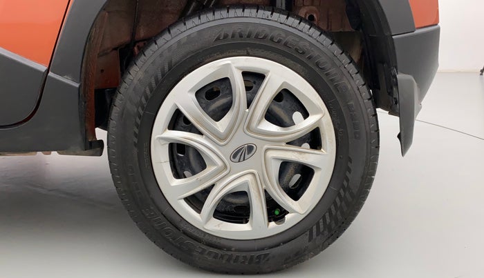 2016 Mahindra Kuv100 K6 PLUS 6 STR, Petrol, Manual, 90,022 km, Left Rear Wheel