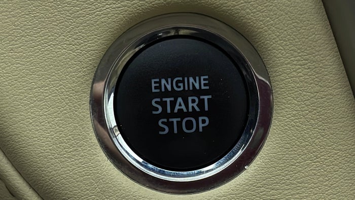 TOYOTA LAND CRUISER-Key-less Button Start