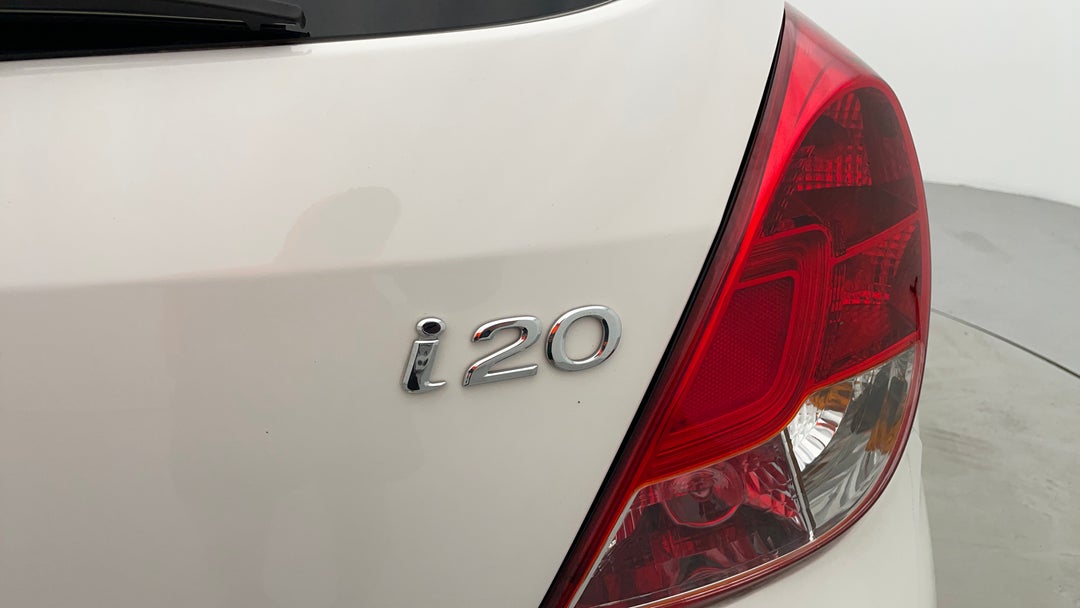 Badge (Boot Right Side)