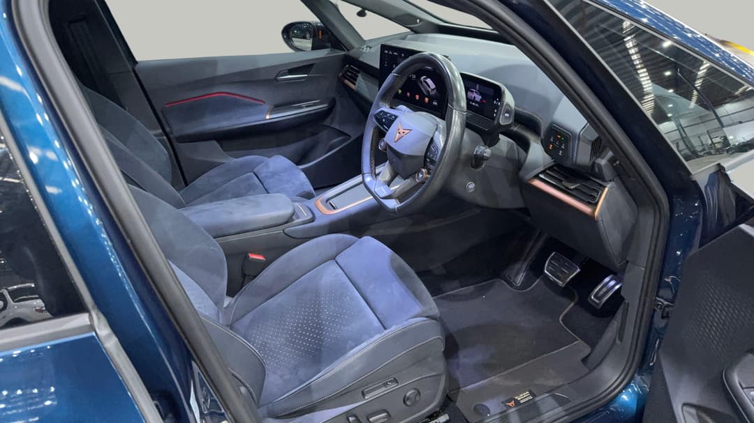2023 Cupra Born (5 Seat), Automatic, 46810 km, Right Side Front Door Cabin View