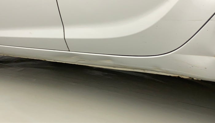 2012 Hyundai i20 SPORTZ 1.2, Petrol, Manual, 99,352 km, Left running board - Slightly dented