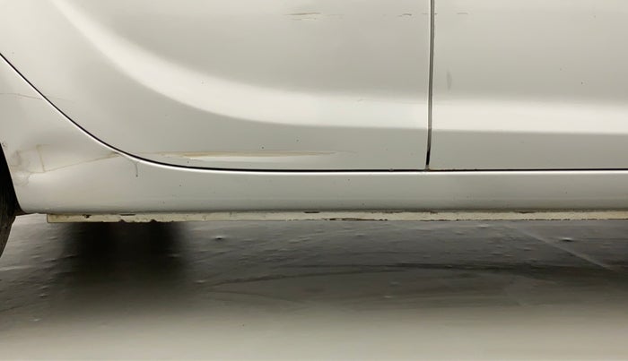 2012 Hyundai i20 SPORTZ 1.2, Petrol, Manual, 99,352 km, Right running board - Slightly dented