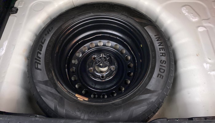 2019 Hyundai VENUE SX(O) CRDi, Diesel, Manual, 32,716 km, Spare Tyre