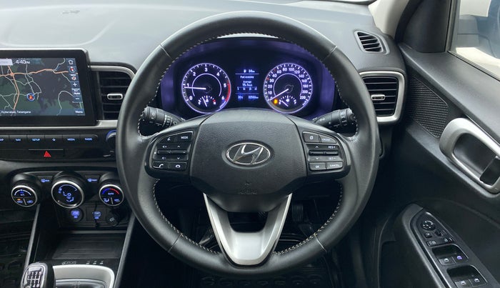 2019 Hyundai VENUE SX(O) CRDi, Diesel, Manual, 32,716 km, Steering Wheel Close Up