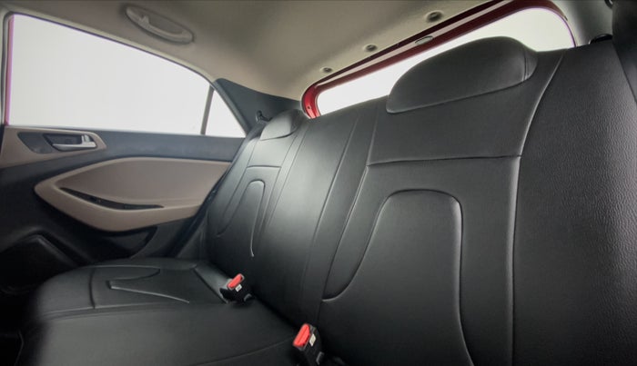 2019 Hyundai Elite i20 1.2 MAGNA PLUS VTVT, Petrol, Manual, 23,577 km, Right Side Rear Door Cabin