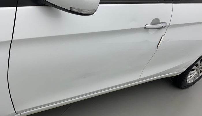 2018 Maruti Ciaz ZETA 1.4  AT PETROL, Petrol, Automatic, 64,501 km, Front passenger door - Slightly dented