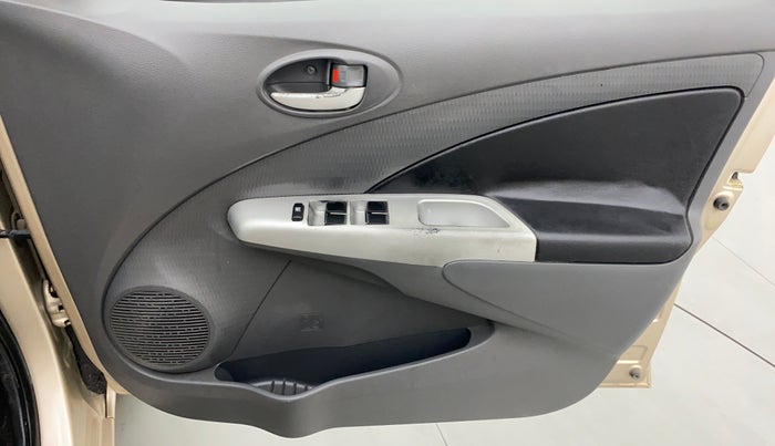 2012 Toyota Etios V, Petrol, Manual, 45,667 km, Driver Side Door Panels Control