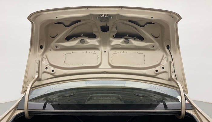 2012 Toyota Etios V, Petrol, Manual, 45,667 km, Boot Door Open