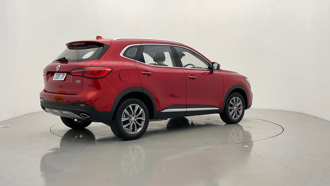 Right Back Diagonal (45- Degree) View