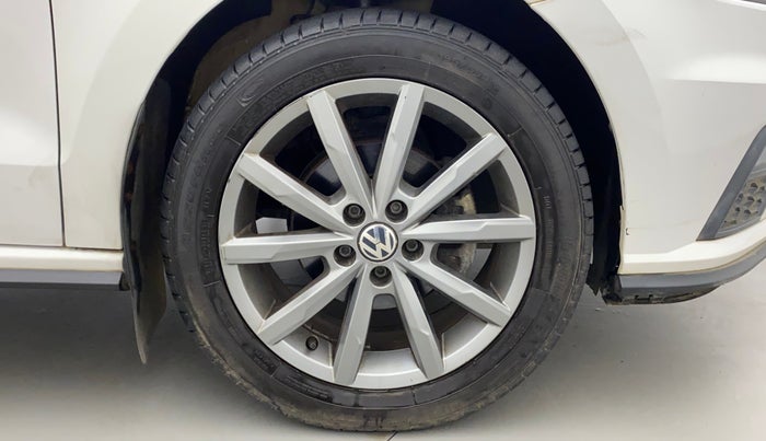 2019 Volkswagen Vento HIGHLINE PLUS 1.2 AT 16 ALLOY, Petrol, Automatic, 67,845 km, Right Front Wheel