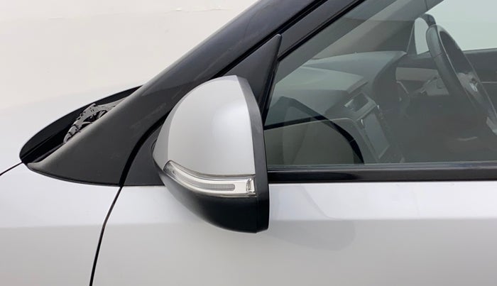 2016 Hyundai Creta SX PLUS AT 1.6 PETROL, Petrol, Automatic, 61,423 km, Left rear-view mirror - Minor scratches