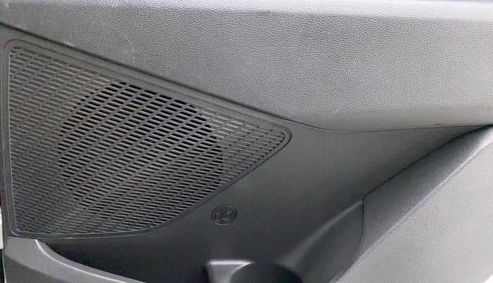 2016 Hyundai Creta SX PLUS AT 1.6 PETROL, Petrol, Automatic, 61,423 km, Infotainment system - Rear speakers missing / not working