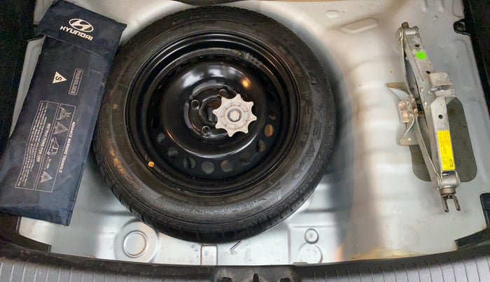 2014 Hyundai Grand i10 ASTA 1.2 KAPPA VTVT, Petrol, Manual, 38,830 km, Dicky (Boot door) - Tool missing