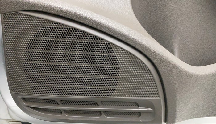 2015 Volkswagen Vento HIGHLINE 1.5 AT, Diesel, Automatic, 89,657 km, Speaker