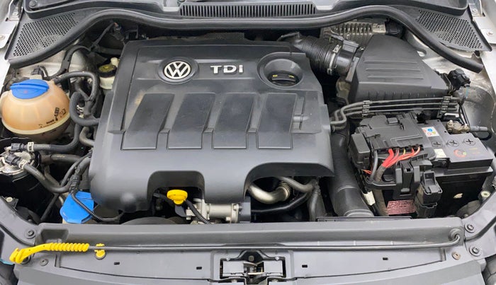 2015 Volkswagen Vento HIGHLINE 1.5 AT, Diesel, Automatic, 89,657 km, Open Bonet
