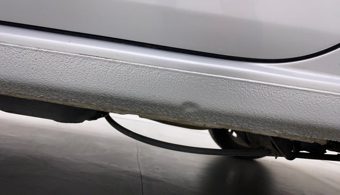 2015 Volkswagen Vento HIGHLINE 1.5 AT, Diesel, Automatic, 89,657 km, Left running board - Slightly dented