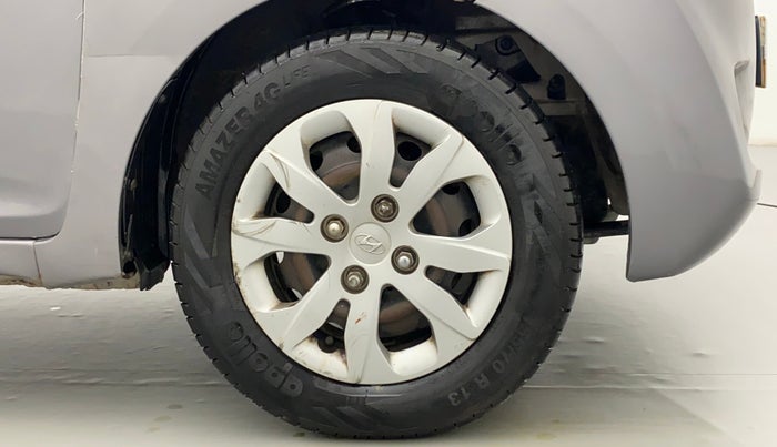2014 Hyundai Eon MAGNA +, Petrol, Manual, 80,594 km, Right Front Wheel