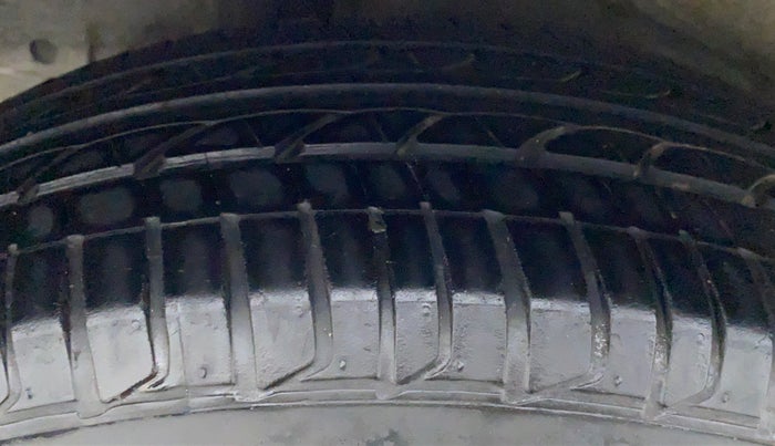 2018 Honda Jazz 1.2 V MT, Petrol, Manual, 27,075 km, Left Rear Tyre Tread