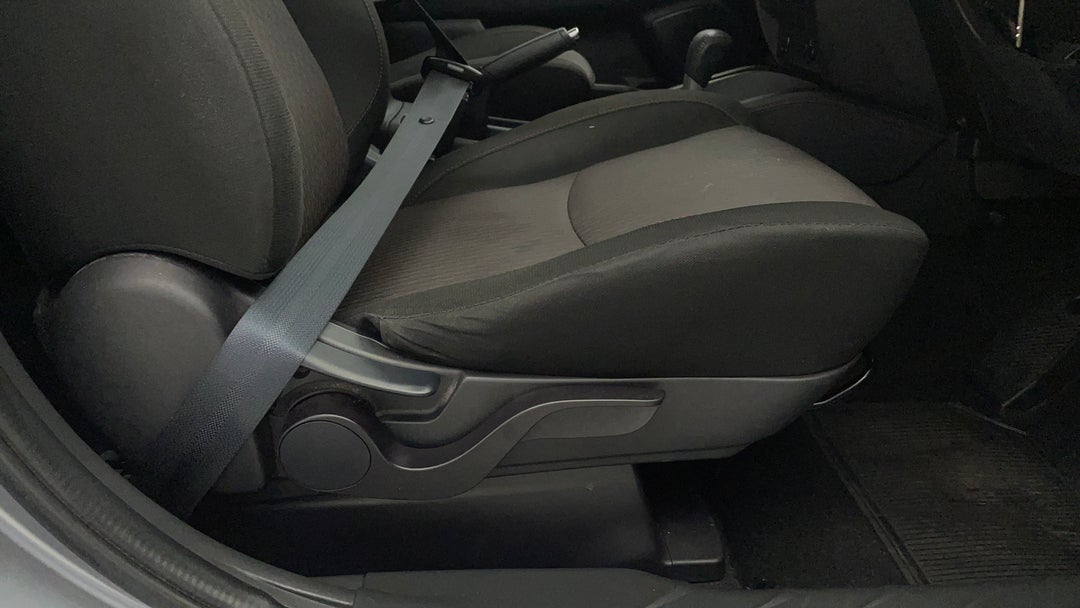 2019 Mitsubishi ASX Es (2wd), Automatic, 85161 km, Drivers Side Adjustment Panel