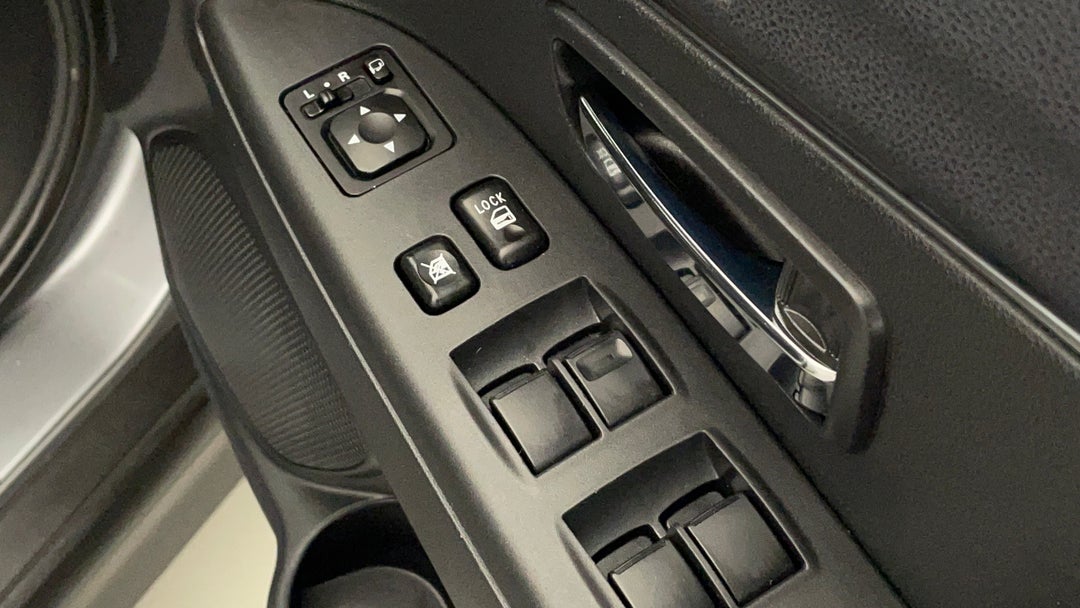 2019 Mitsubishi ASX Es (2wd), Automatic, 85161 km, Drivers Side Door Panel Controls