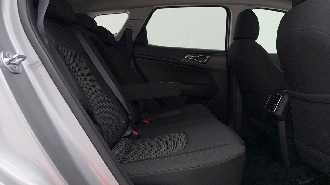 2023 Kia Sportage S (fwd), Automatic, 45535 km, Right Side Rear Door Cabin View