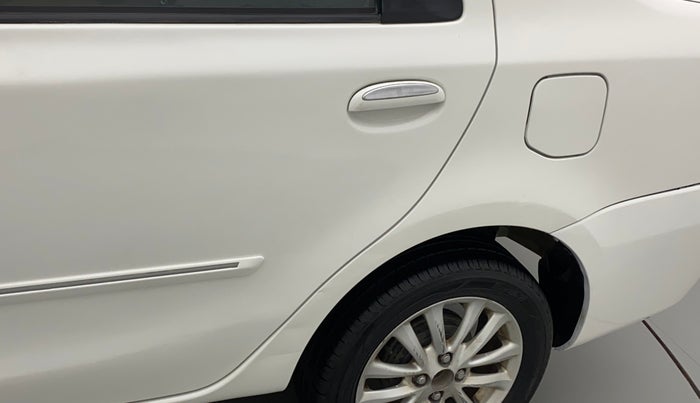 2011 Toyota Etios V, Petrol, Manual, 1,06,052 km, Left quarter panel - Slightly dented