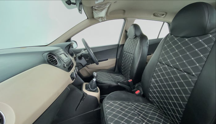 2016 Hyundai Grand i10 SPORTZ 1.2 KAPPA VTVT, Petrol, Manual, 22,198 km, Right Side Front Door Cabin