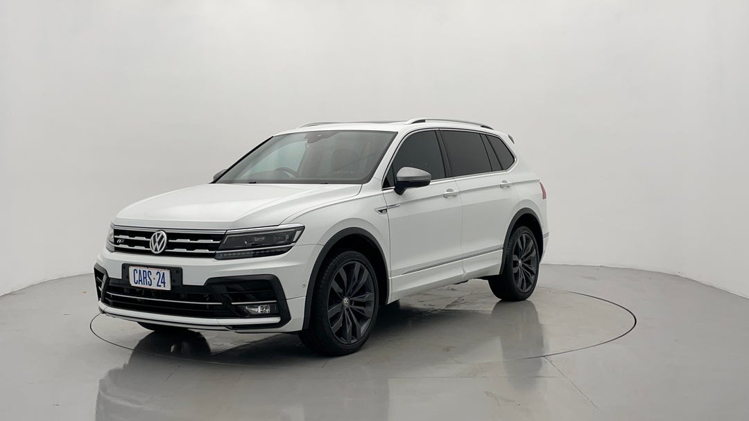 Left Front Diagonal (45- Degree) View